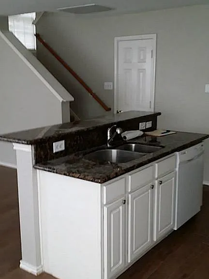 46 Wineberry Pl — Photo 2