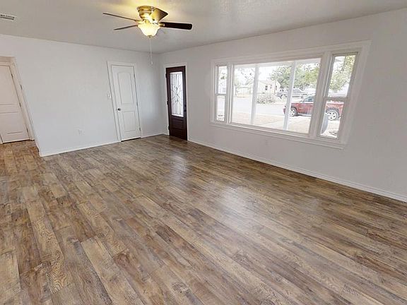3rd image of 700 NE 2nd St