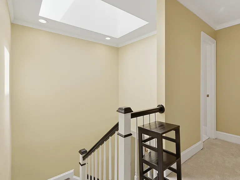 7514 Wellesley Park S — Photo 31