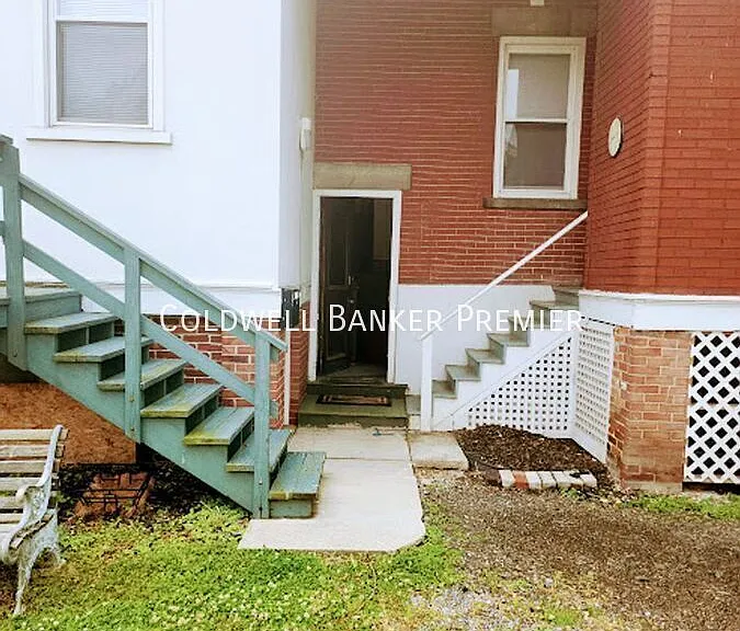 233 E Pitt St #5 — Photo 32