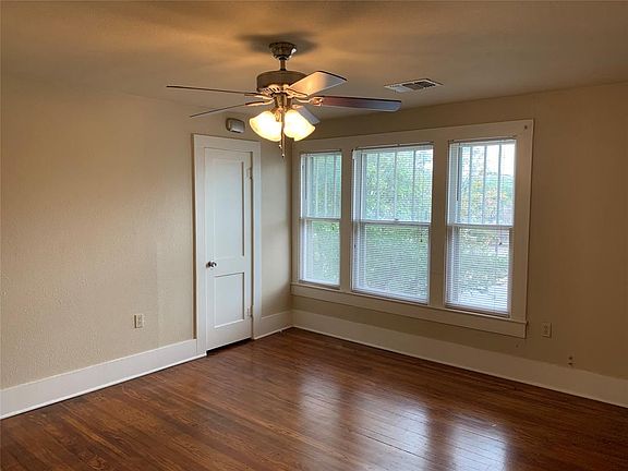 5th image of 442 Elm St APT B