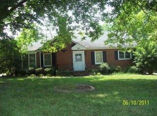 4601 Yanceyville Rd, Browns Summit, NC 27214
