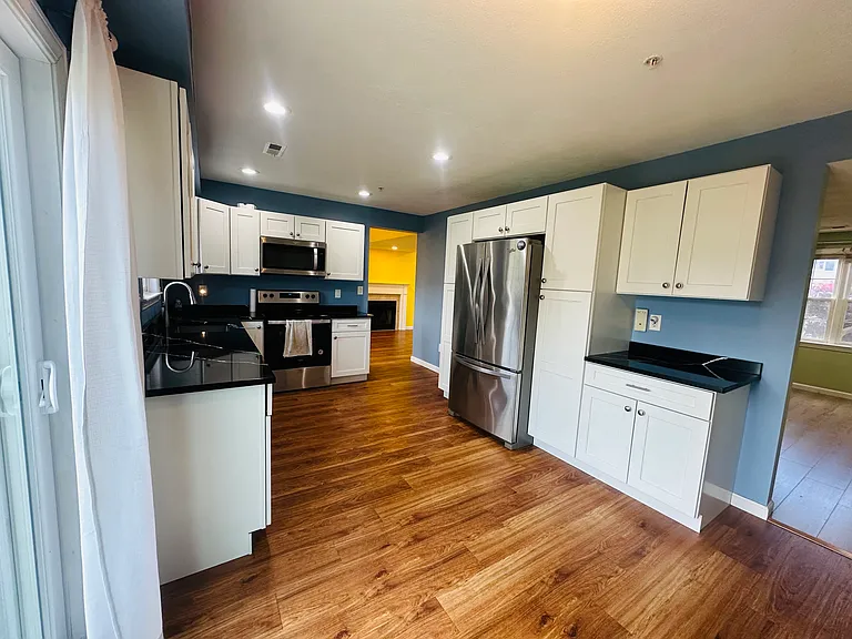 175 Clear Pond Dr #175 — Photo 9