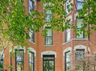 307 W Wisconsin St, Chicago, IL 60614