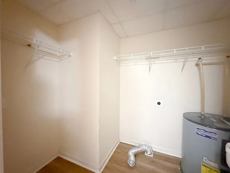 1320 Carolina Ave — Photo 11