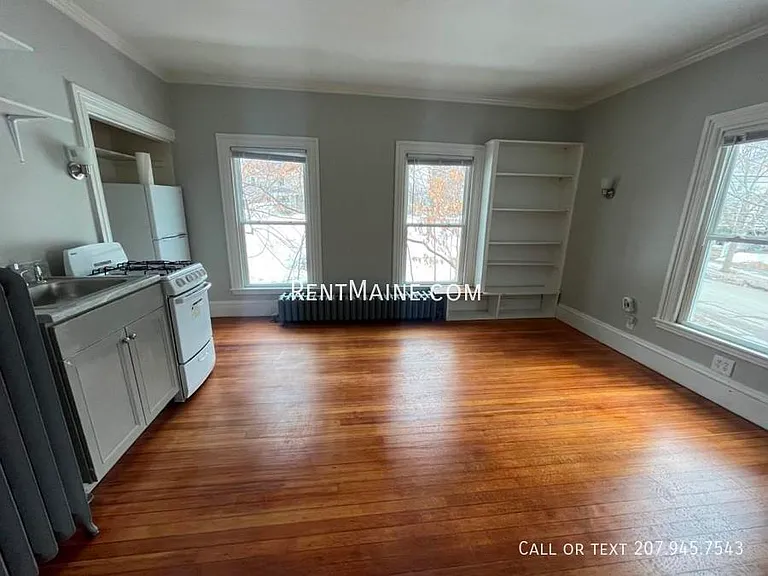 24 Grove St #E — Photo 7