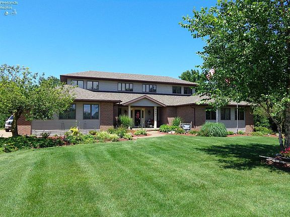 2nd image of 3441 Jeannette Dr