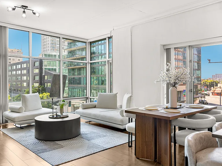 645 W 9th St #303 — Photo 1
