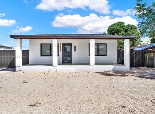 667 E 19th St, Hialeah, FL 33013