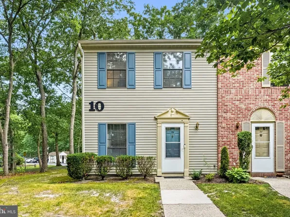 78 Sussex Pl, Absecon, NJ 08205