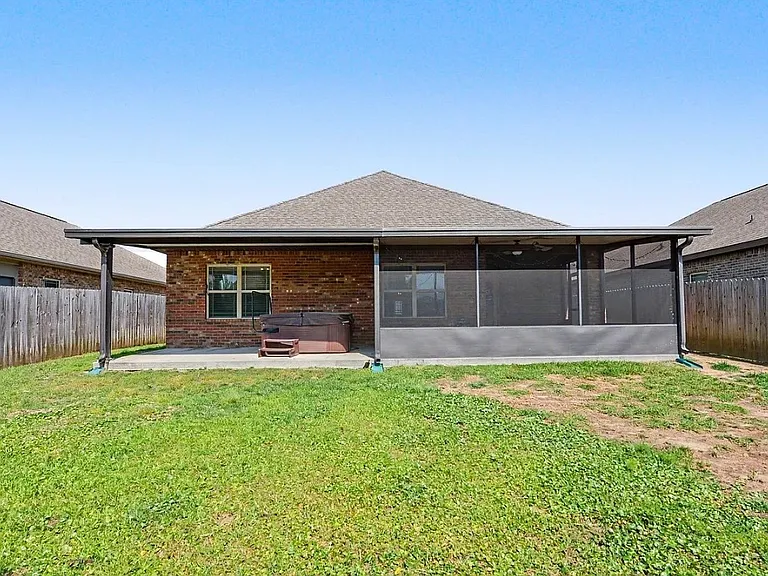 109 Clear Springs Cir — Photo 25