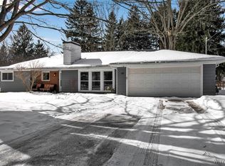 50 Meadow Dr, East Aurora, NY 14052