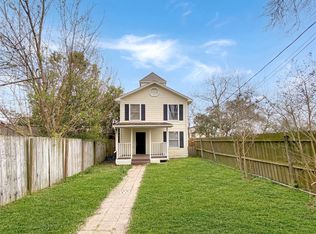 4815 8th St, Bacliff, TX 77518