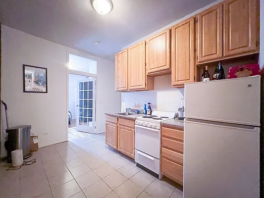 Rented by Compass | media 35