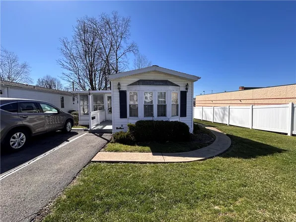 25K L Dr, Butler, PA 16001