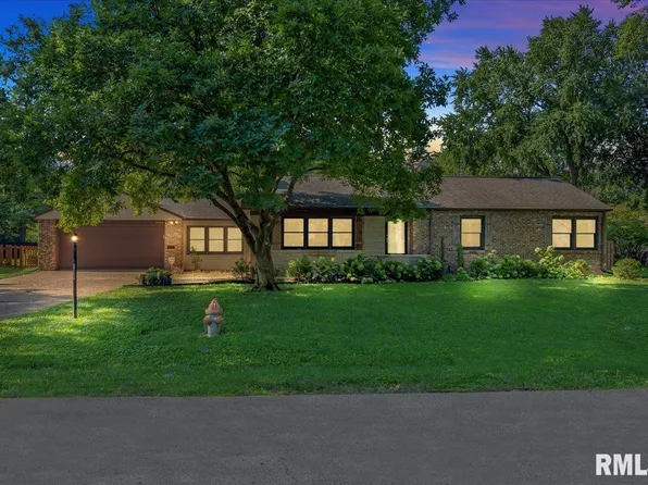 2142 Cherry Rd, Leland Grove, IL 62704