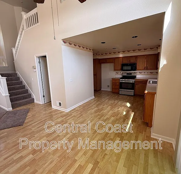 1938 Harvard Ct — Photo 10