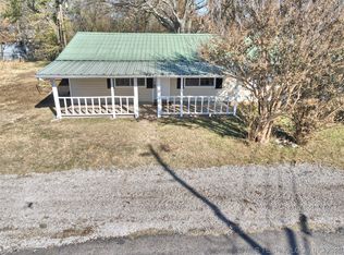 31253 E 682nd Ter, Wagoner, OK 74467