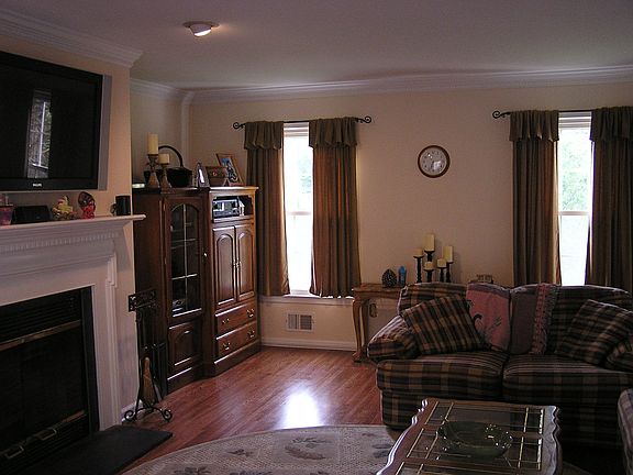 Family Room - View 2