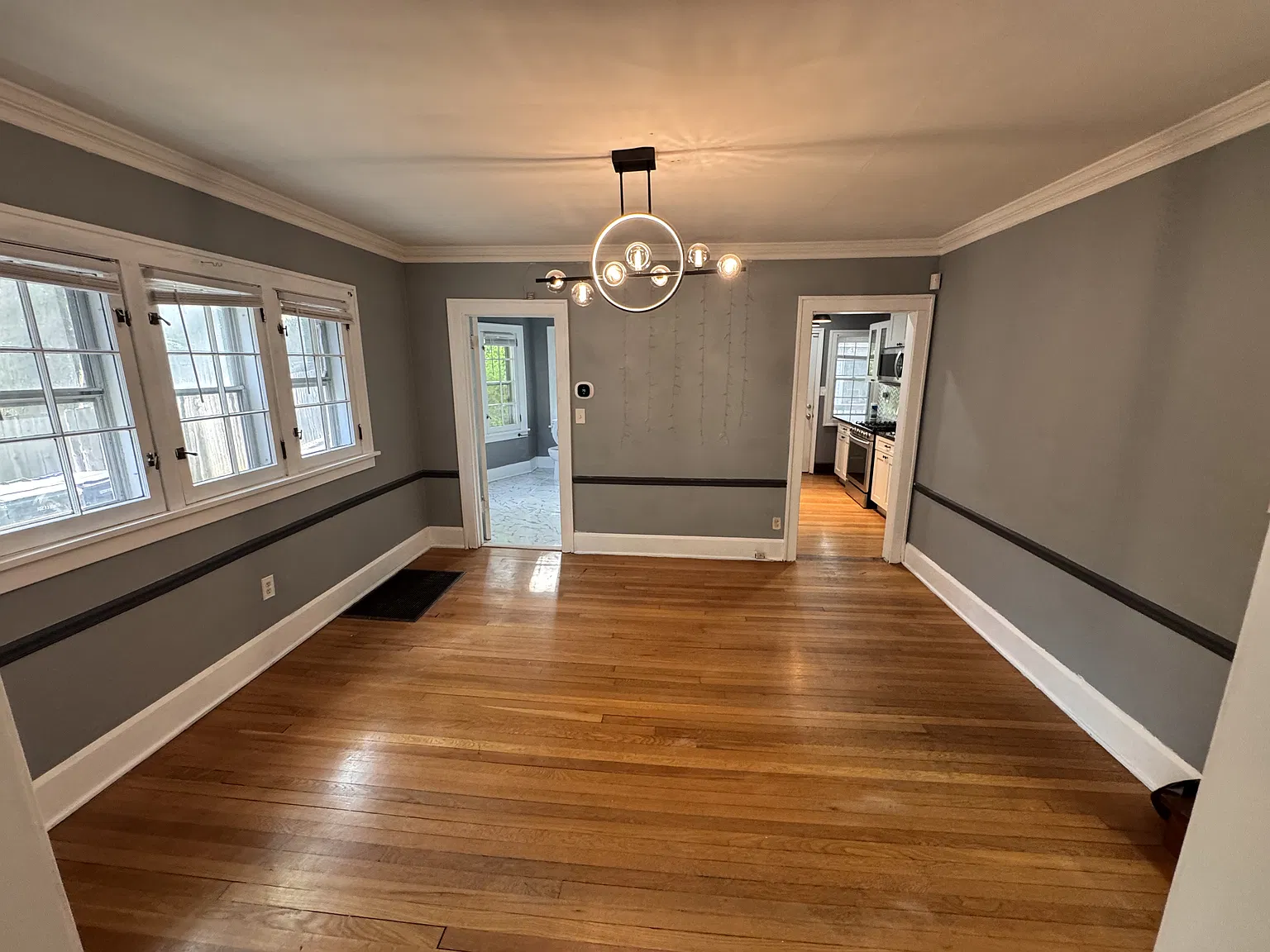 4 bed, 2.5 bath, 2567 sqft, $2,000 — Photo 3