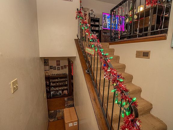 4th image of 2602 W Crawford Ave