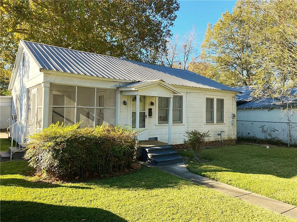 419 N Preston St Marksville La 71351 Zillow