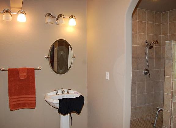 5th image of 43 Country Oaks Dr