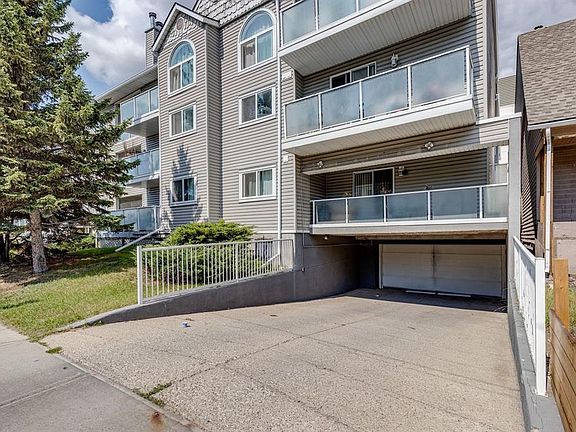 3rd image of 1528 S 11th Ave SW #106