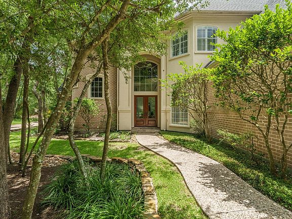2nd image of 47 W Horizon Ridge Pl