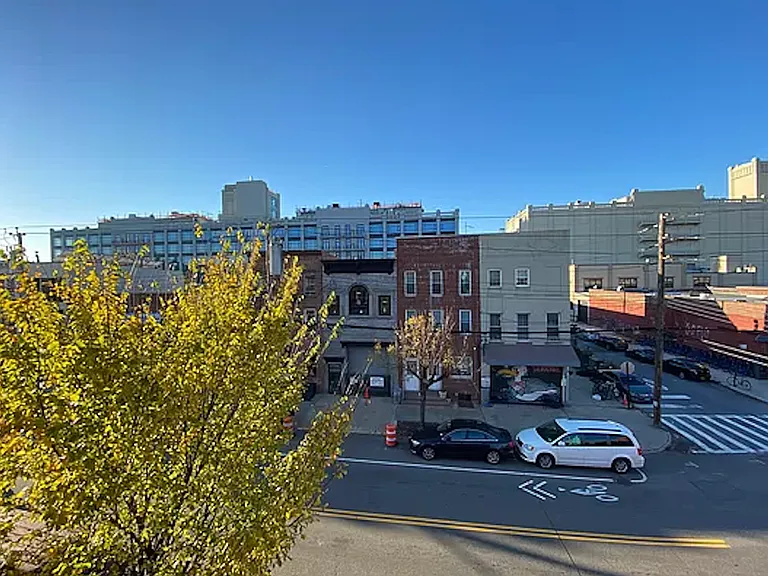 221 Van Brunt St #3A — Photo 7