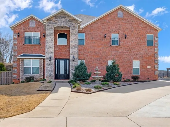 5713 Dancing Rabbit Dr, Springdale, AR 72762