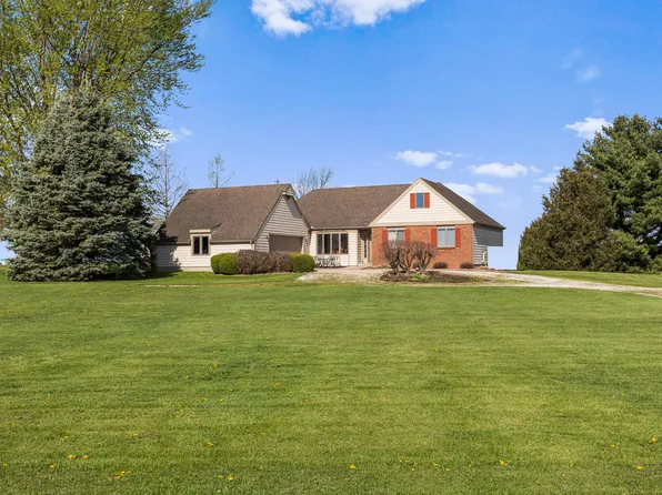2475 County Road 700 Rd E, Dewey, IL 61840