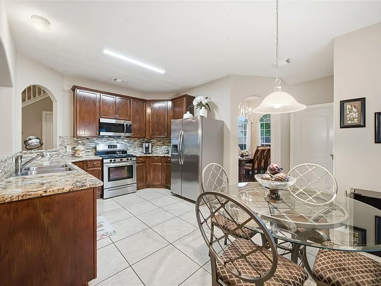 5106 Westwood Pines Dr — Photo 7