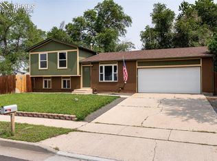 4180 London Ln, Colorado Springs, CO 80916