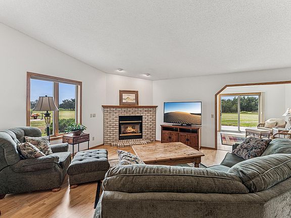 4th image of 728 Mulligan Dr #A
