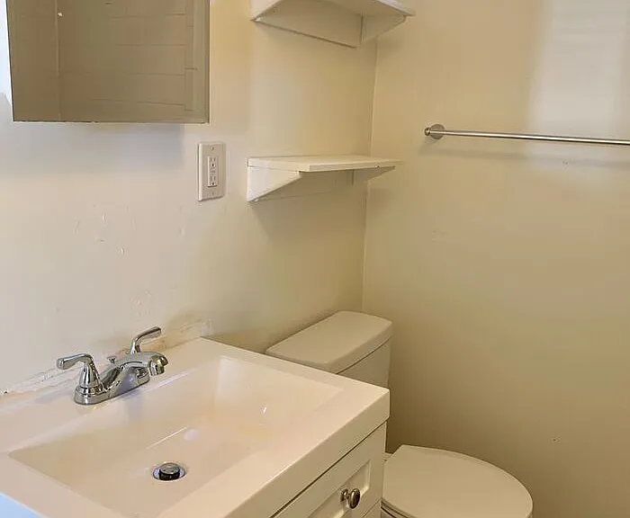 1346 Pine St — Photo 13