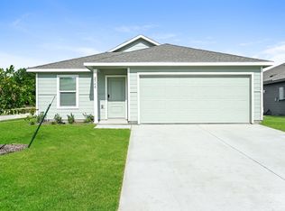 2740 River Knoll Ln, Fort Worth, TX 76108