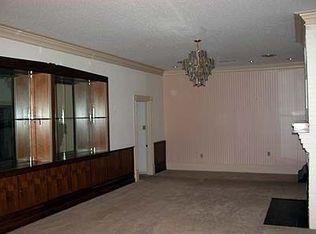 301 E Avenue E, Alpine, TX 79830