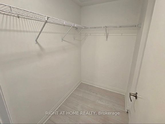 4th image of 30 Gibbs Rd #2909