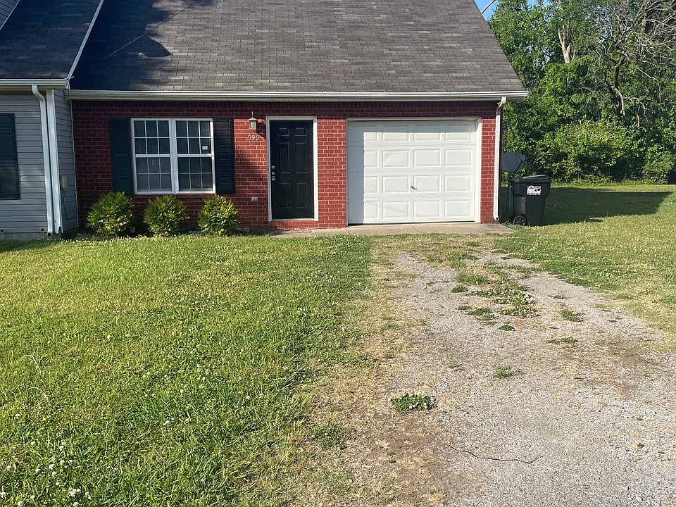929 Palmer Dr