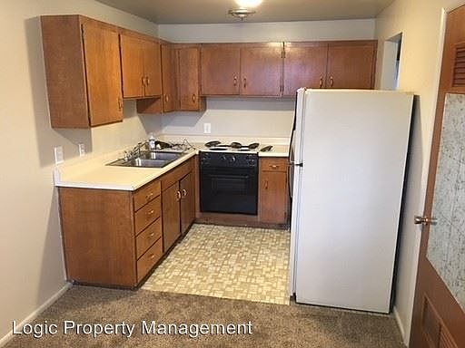 2nd image of 1226 E 500 S APT E