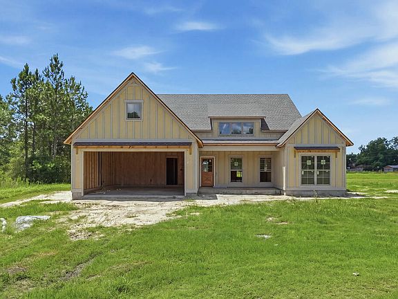 2nd image of 194 Old Brookfield Rd E