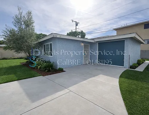 8122 Orange St Photo 1