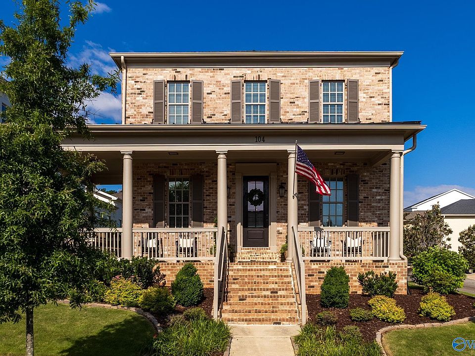 1st image of 104 Napolean Ave