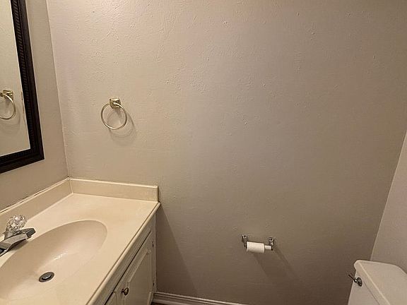 5th image of 2313 Northside Dr