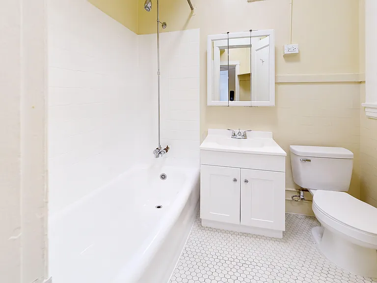 503 Taylor St #412 — Photo 10