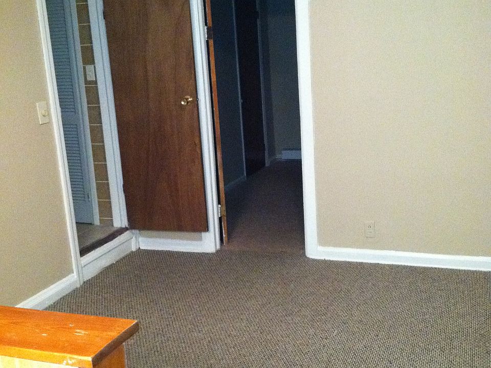 Carpeted Family Room
