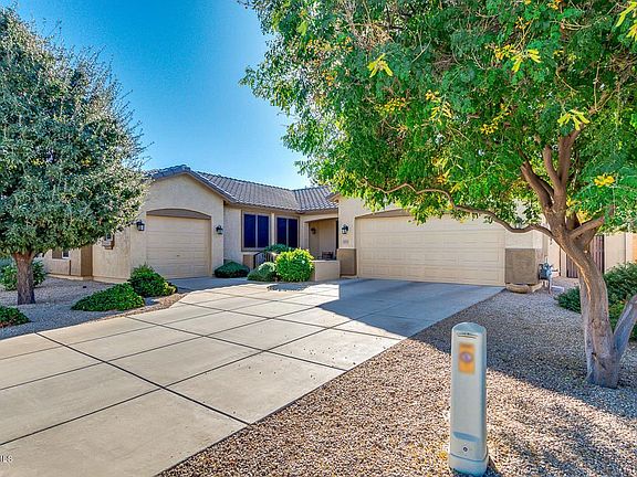 3rd image of 19353 E Mockingbird Dr