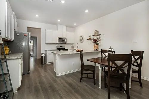 2348 Opaline Dr Photo 1