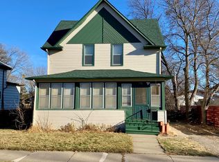 332 4th Ave NE, Valley City, ND 58072